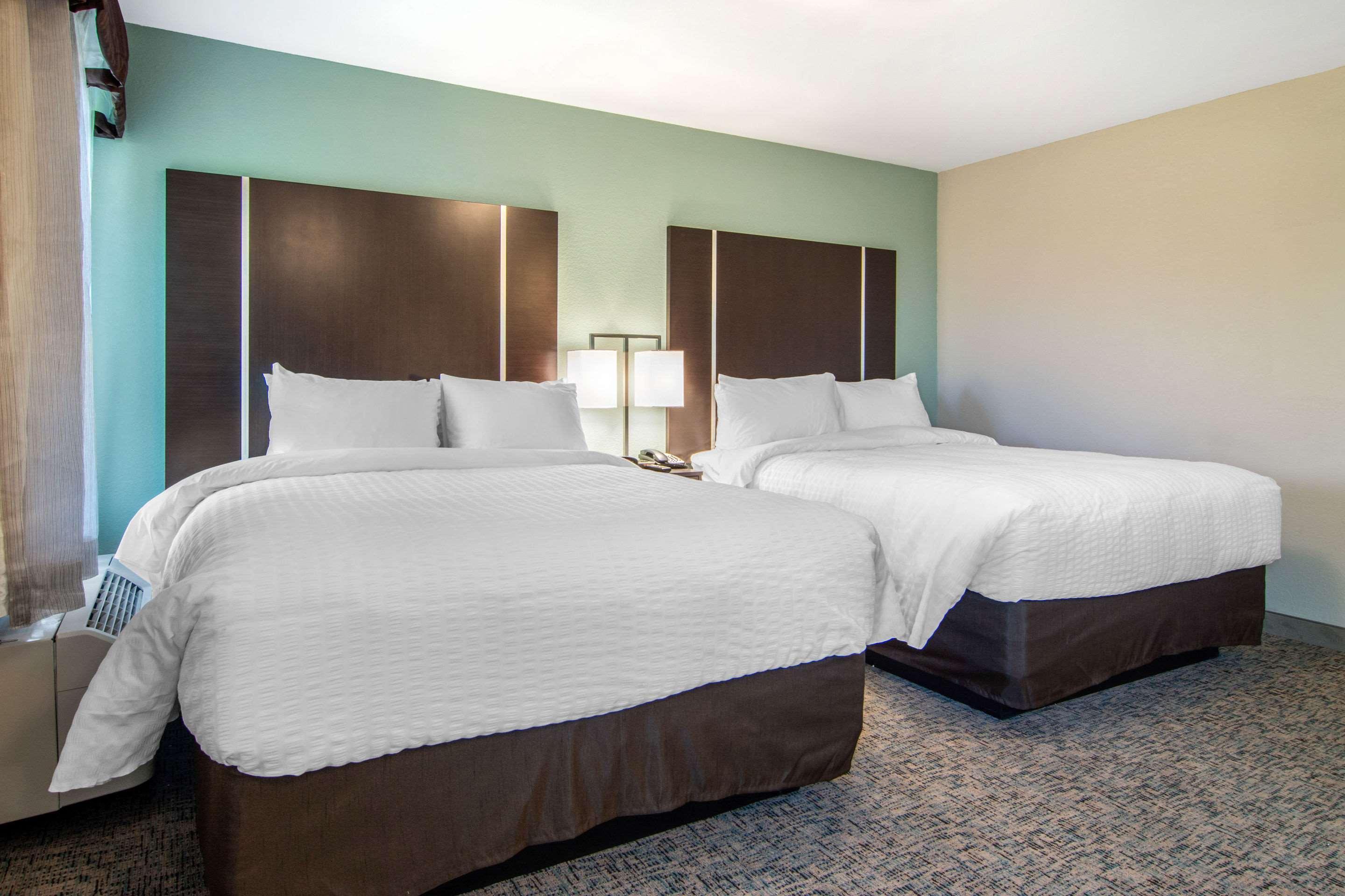 Clarion Inn & Suites Atlanta Downtown Extérieur photo