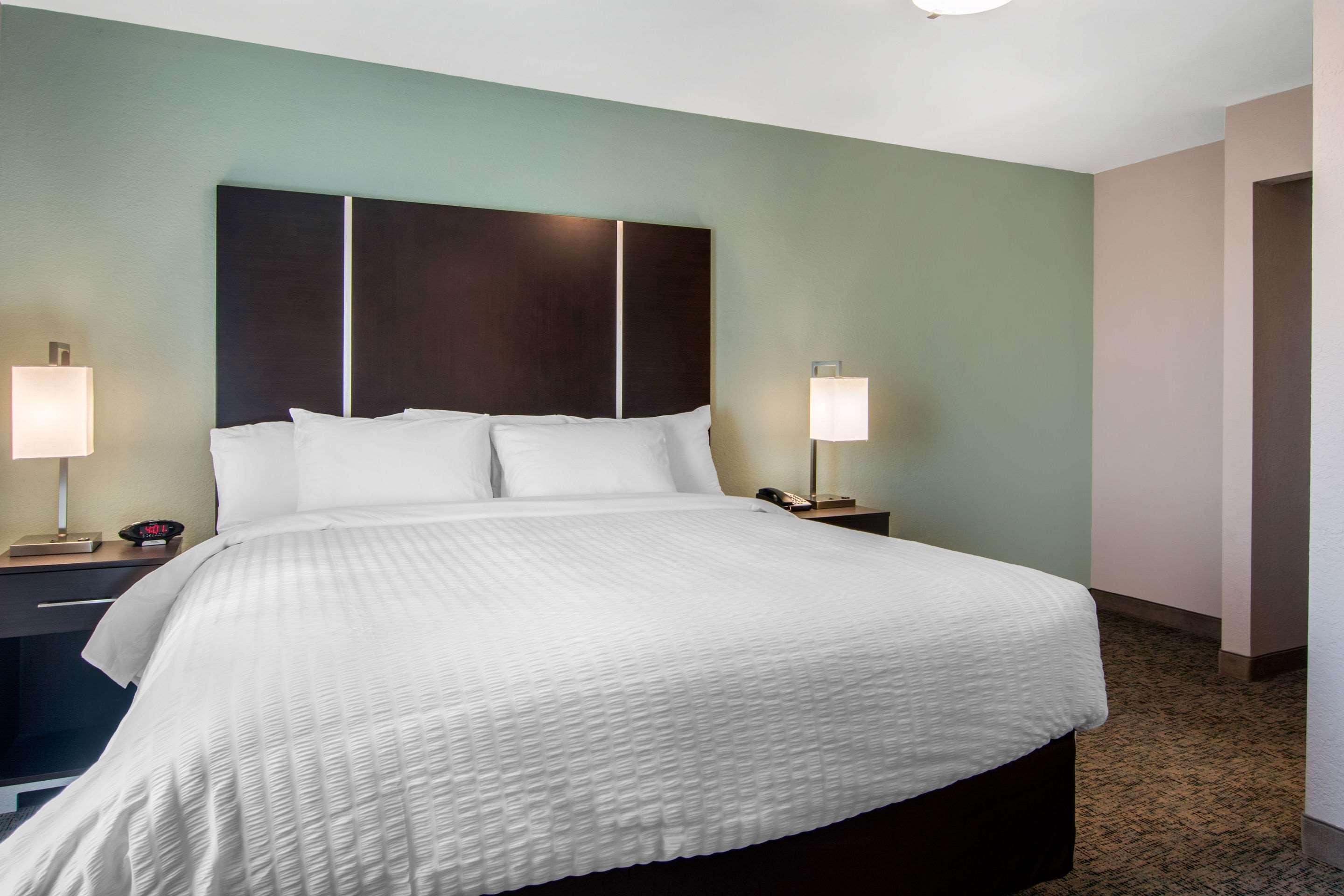 Clarion Inn & Suites Atlanta Downtown Extérieur photo