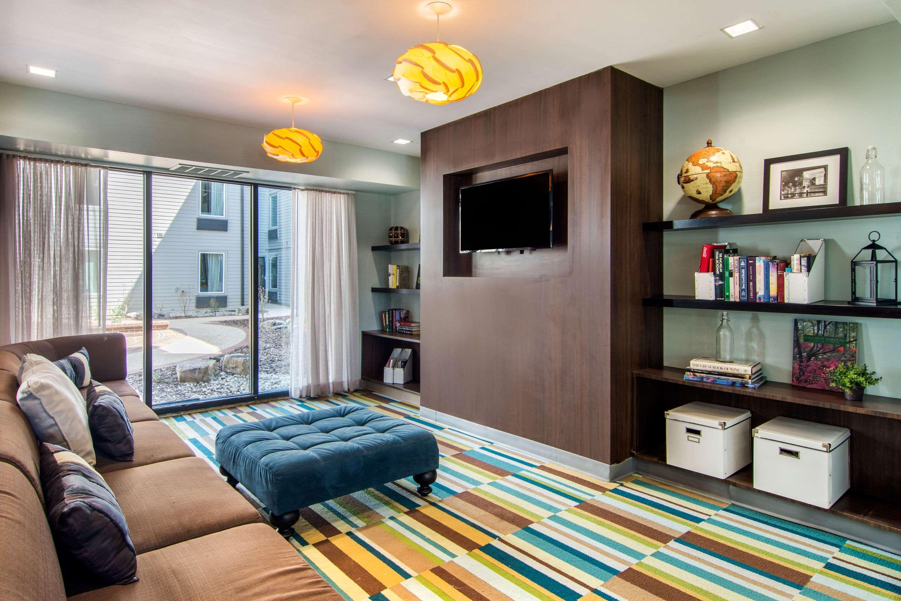 Clarion Inn & Suites Atlanta Downtown Extérieur photo