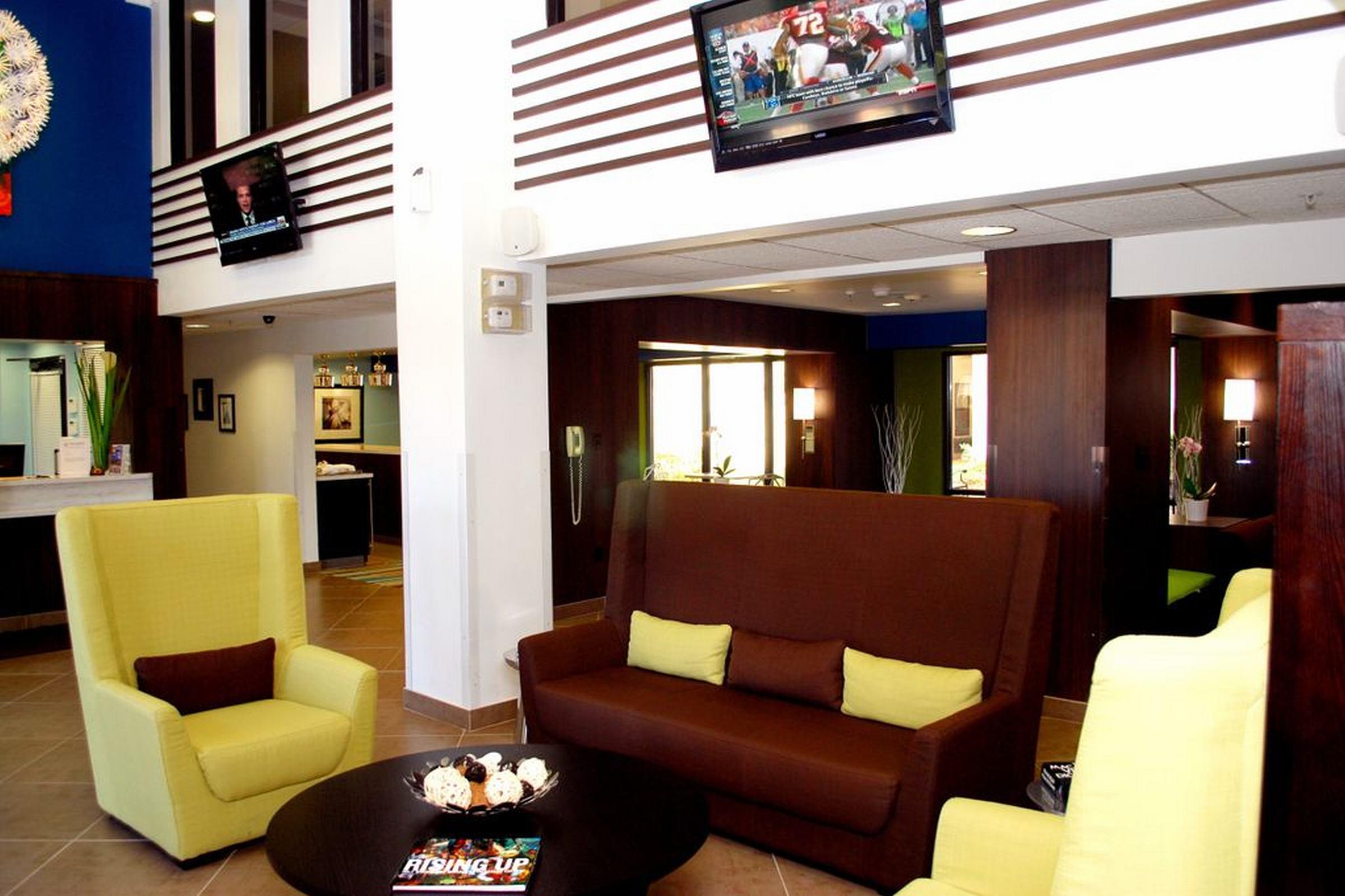 Clarion Inn & Suites Atlanta Downtown Extérieur photo